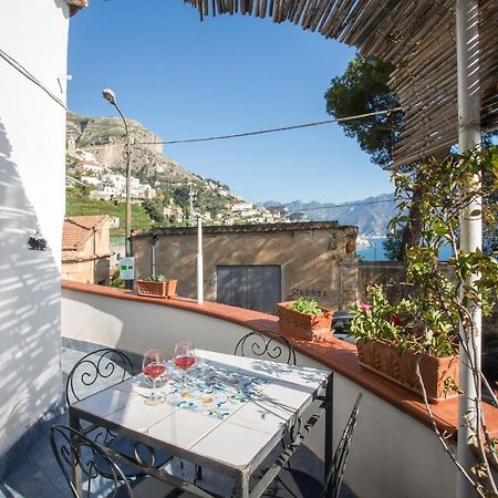 Ferienwohnung House Sun And Moon Amalfi Exterior foto