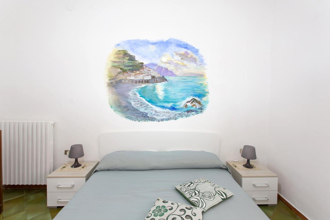 Ferienwohnung House Sun And Moon Amalfi Exterior foto