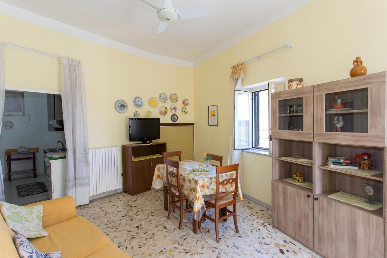 Ferienwohnung House Sun And Moon Amalfi Exterior foto